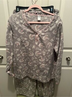 Adonna Gray and Pink Floral Long-Sleeve Pajama Set Size XL